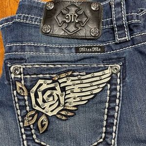 Miss Me Signature Women’s Signature Boot Jeans Floral Bling